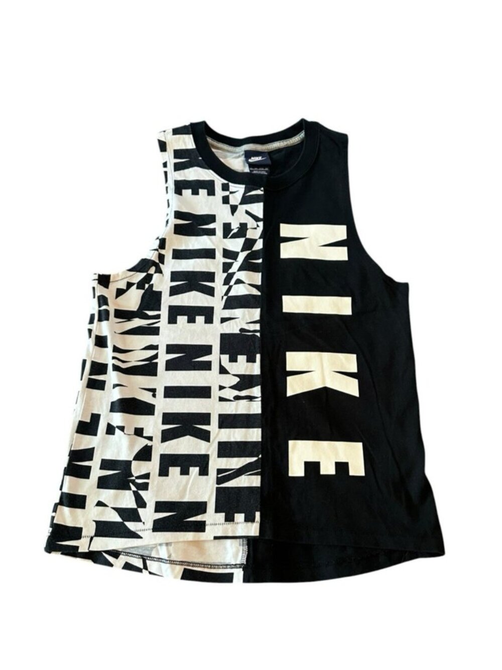 Activewear Nike Sportswear Essential Tank Top XS Gorpcore Black White Basketball